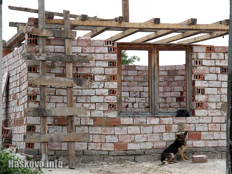 Незаконно строителство