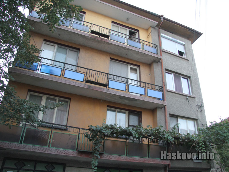 Пожарникарите се разходиха заради комин в тази кооперация