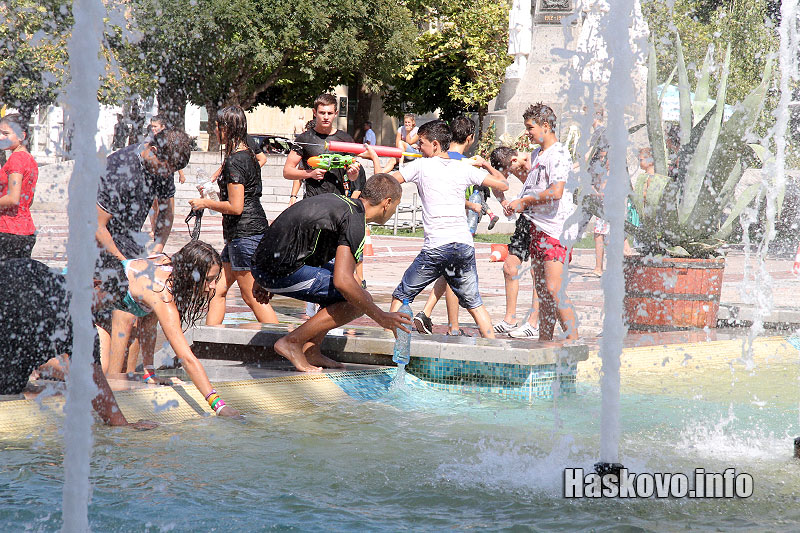 Водна битка