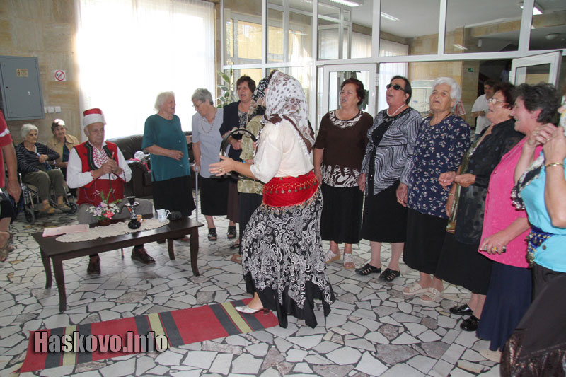 Домът за стари хора