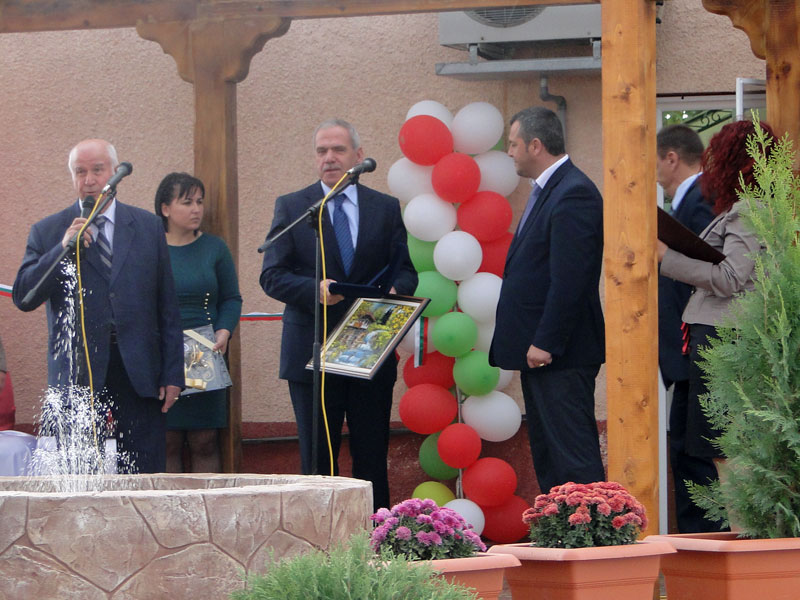 Нова площадка в Стамболово