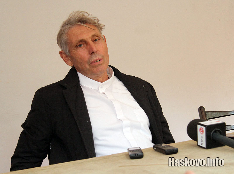 Юрий Ангелов