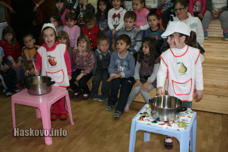 Празникът в детската градина Празникът в детската градина