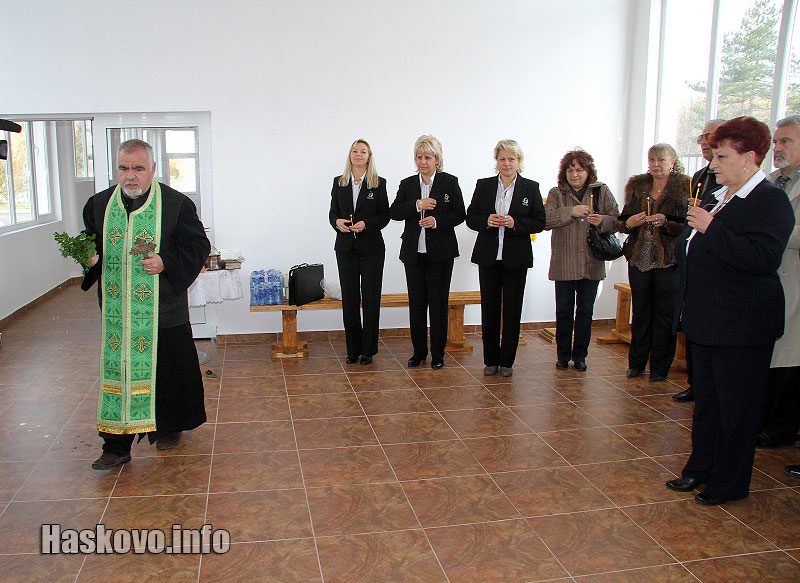 Зала за траурни тируали