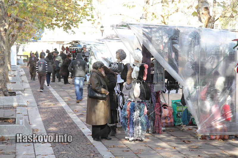 Коледният базар Коледният базар
