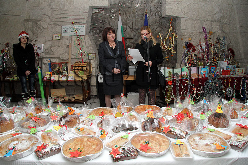 Коледен базар