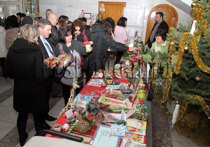 Коледен базар