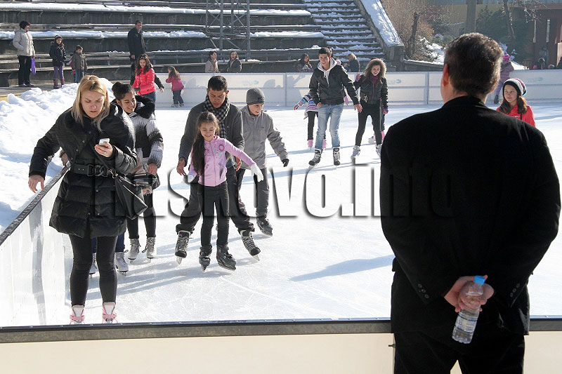 Ледената пързалка