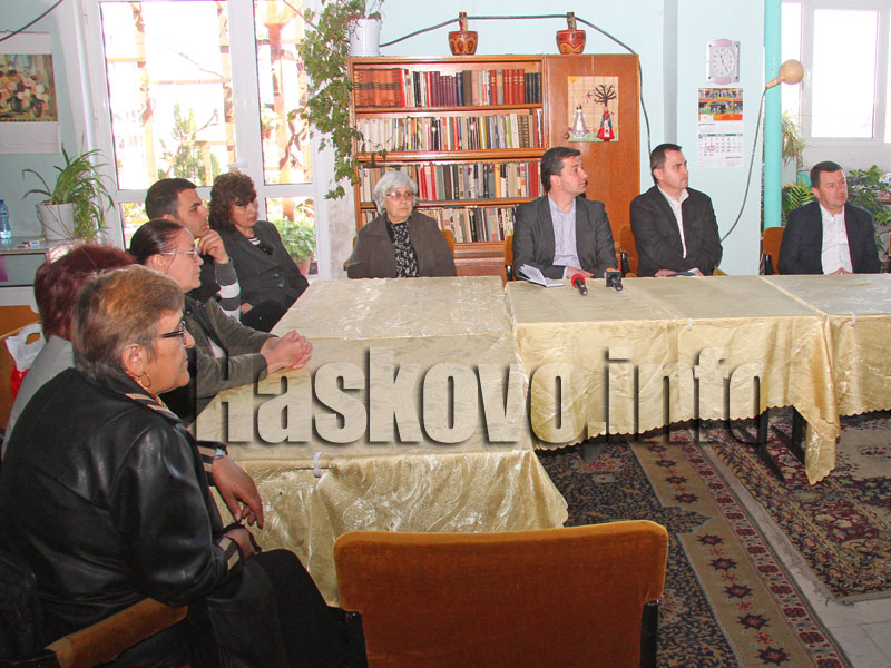 Драгомир Стойнев