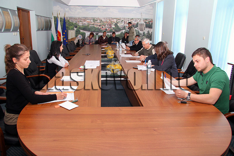 Консултации за СИК