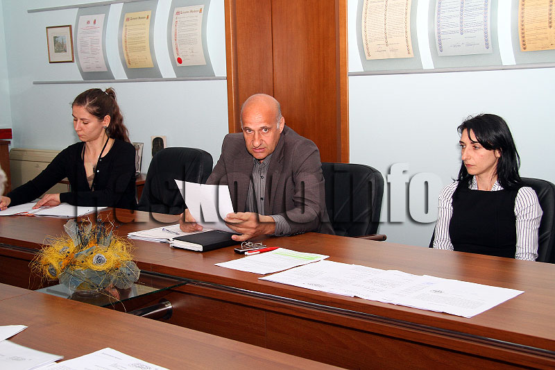 Консултации за СИК