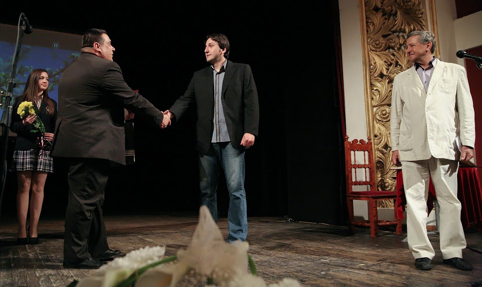 Южна пролет