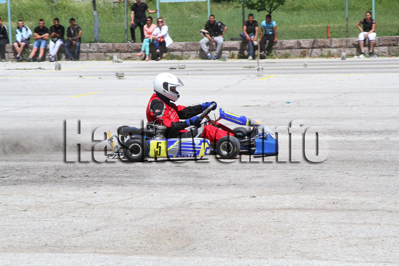 Състезани Състезани