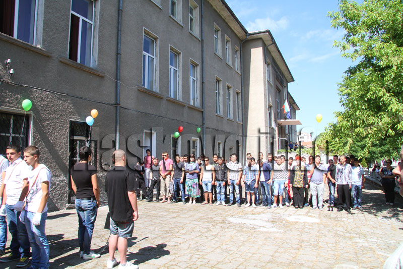 Абитуриенти