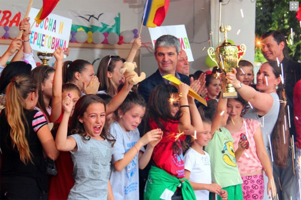 Етнофестивалът