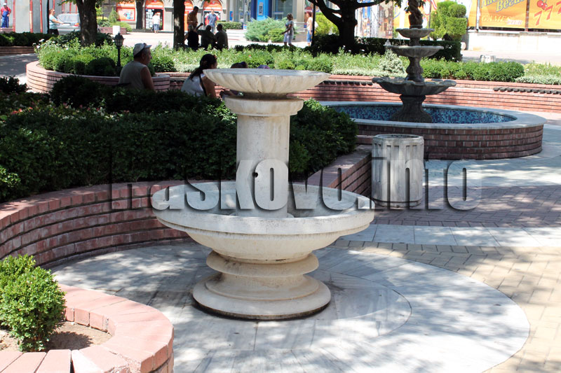 Чешмата в центъра на Хасково