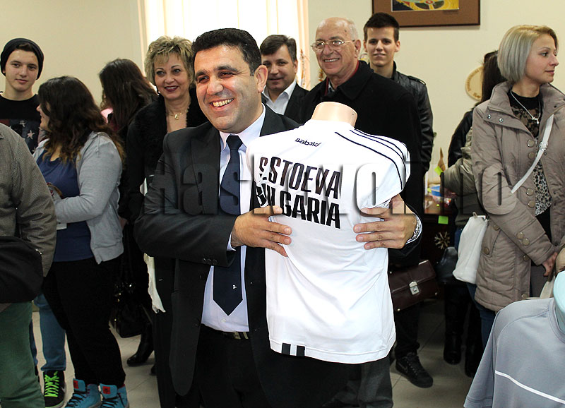 Областният управител Кадир Исов