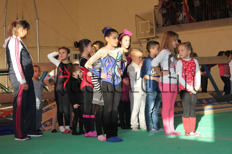 Коледно тържество Коледно тържество