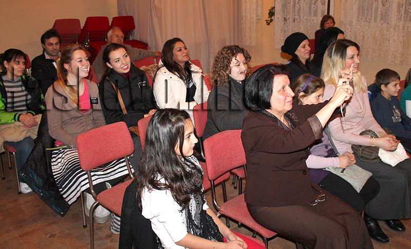 Пиеса Пиеса