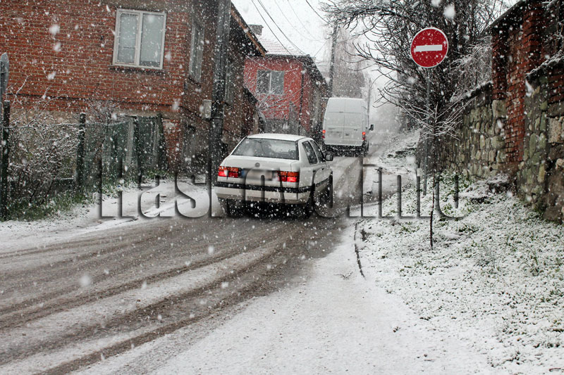 ул. Поройна ул. Поройна