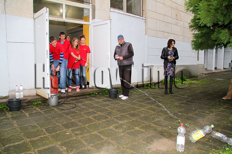 Състезанието