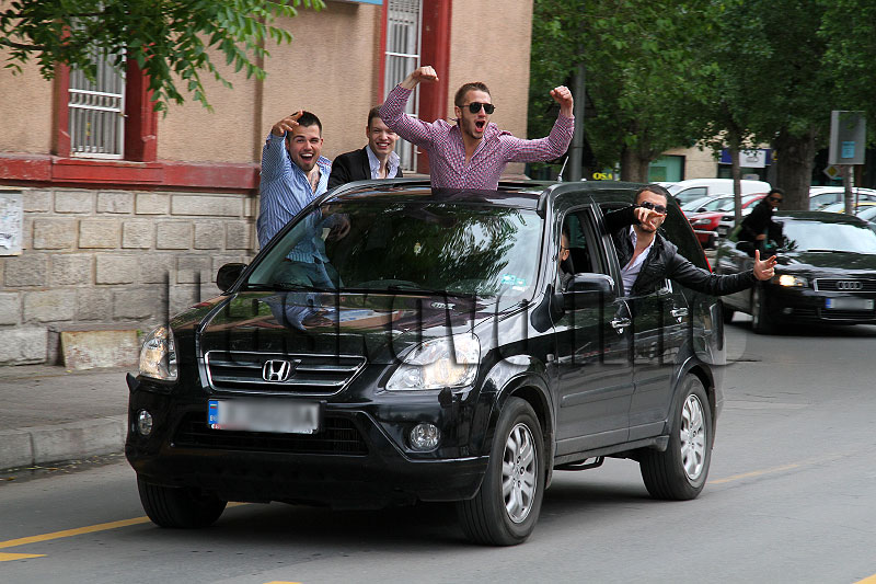 Абитуриенти