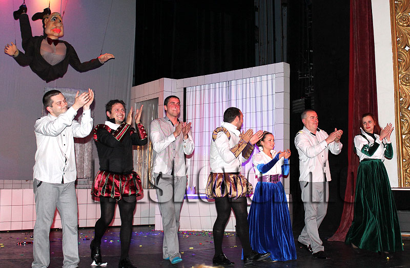 Премиера Премиера