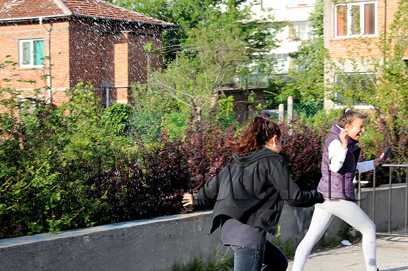 Езикова Езикова