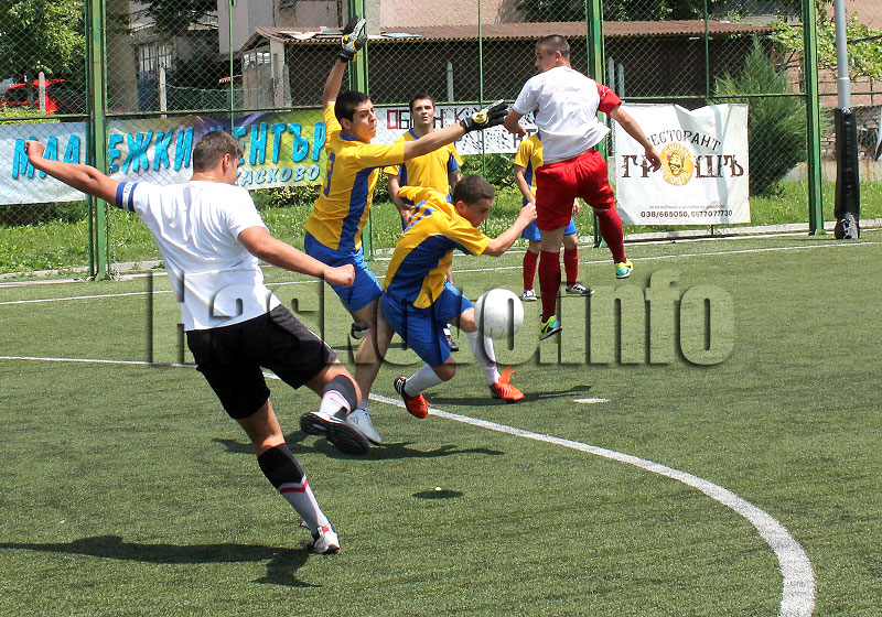 Турнир Турнир