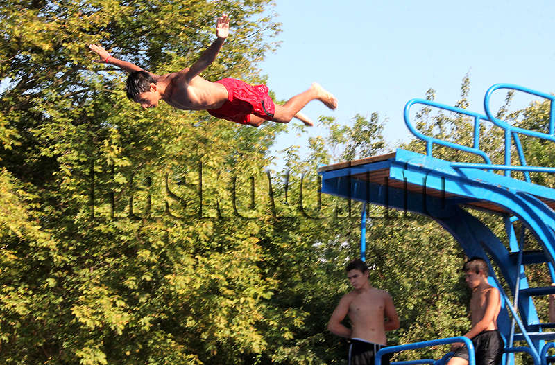 Басейн Басейн