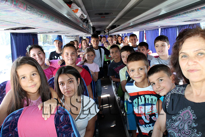 Ансамбъл, архив