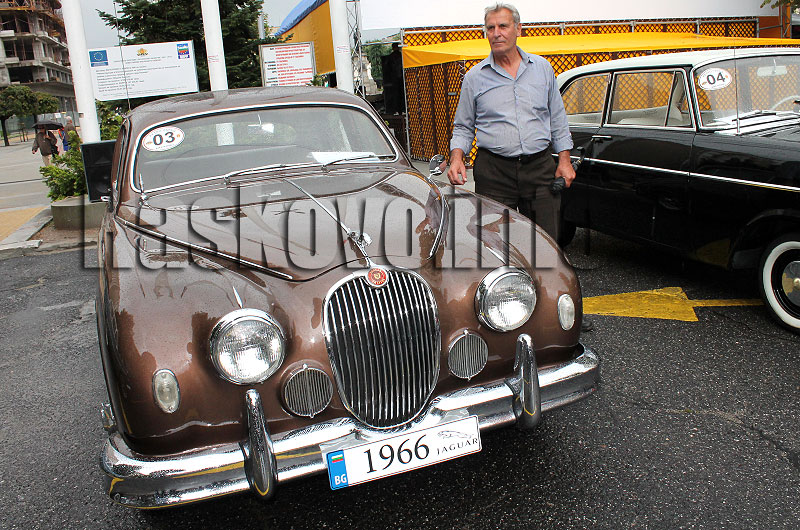 Ретро Ретро