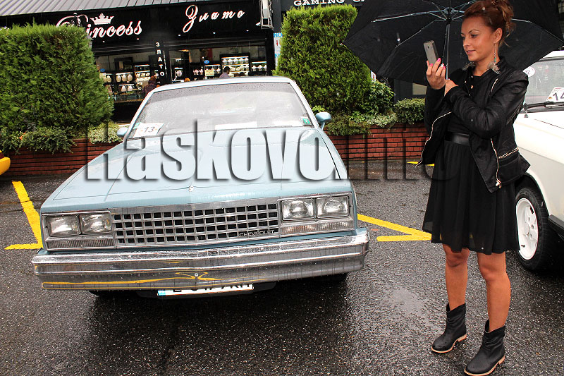 Ретро Ретро