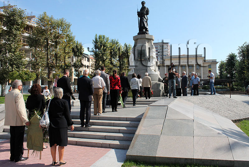 Празник Празник