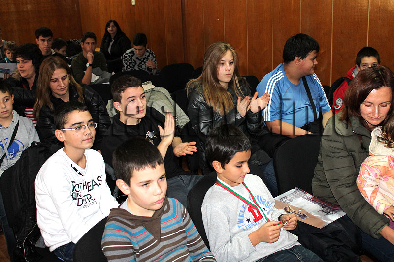 Награждаване Награждаване