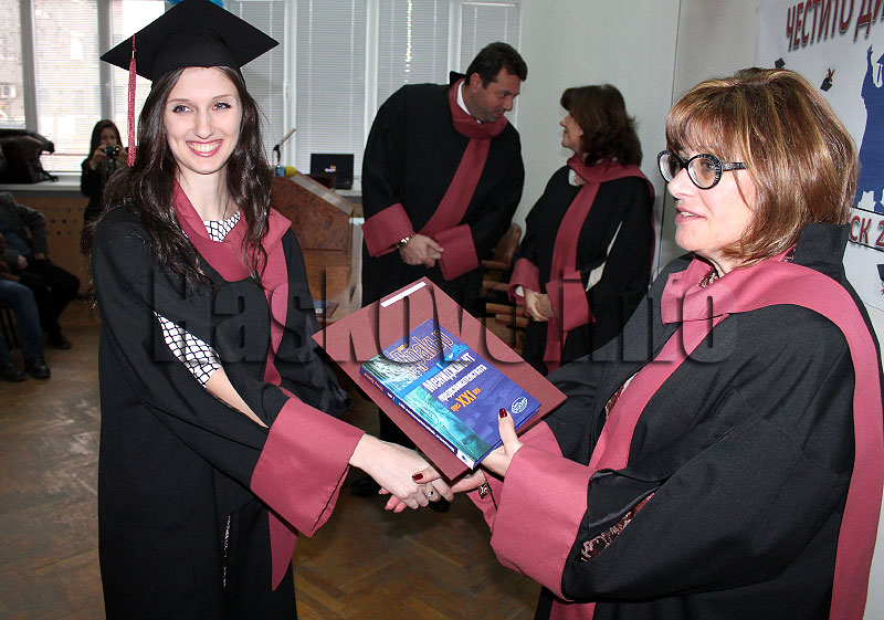 Дипломиране