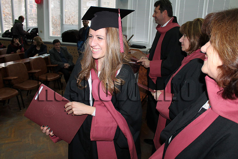 Дипломиране