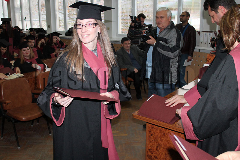 Дипломиране