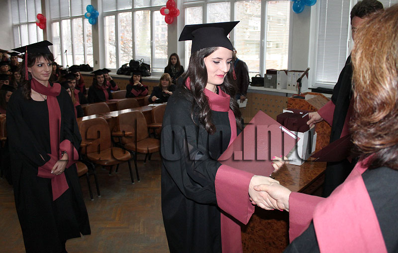 Дипломиране