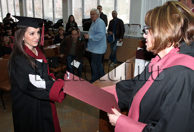 Дипломиране