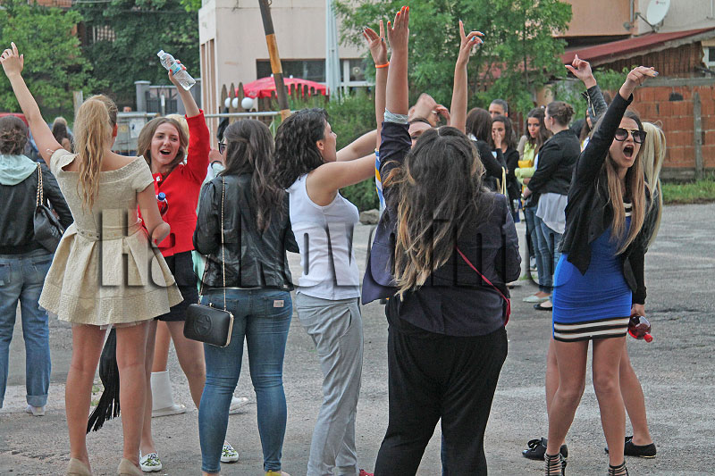 Абитуриенти