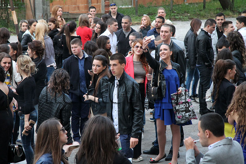 Абитуриенти