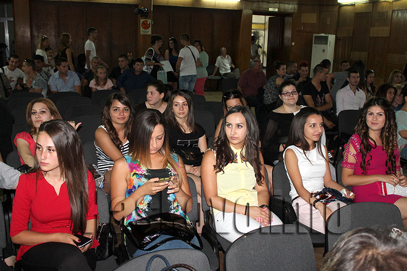 Дипломиране