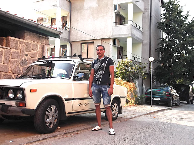 Иван Иванов