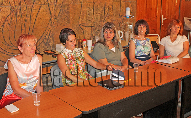 Доброволци