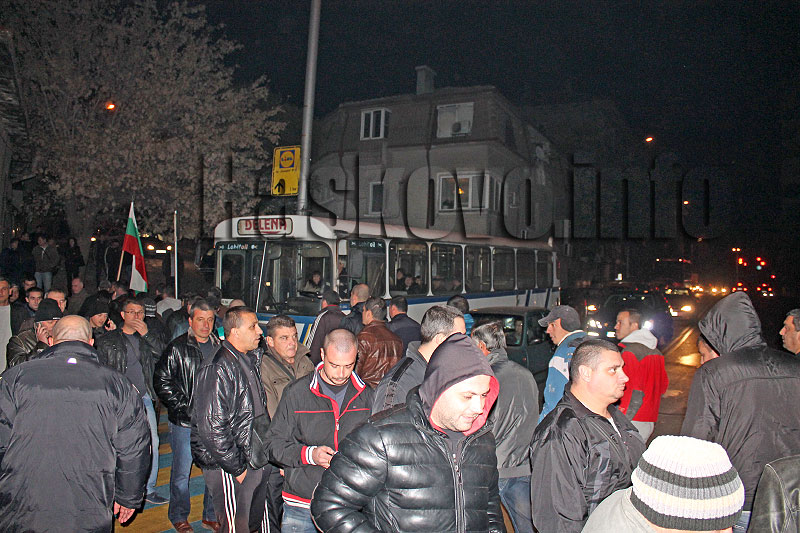 Протест полиция