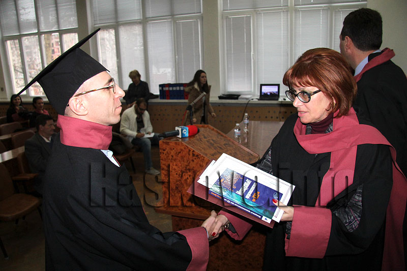 Дипломиране