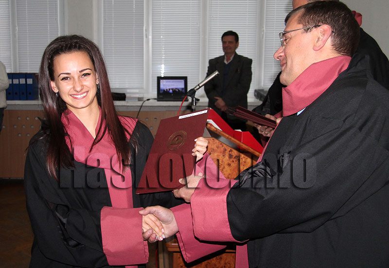 Дипломиране