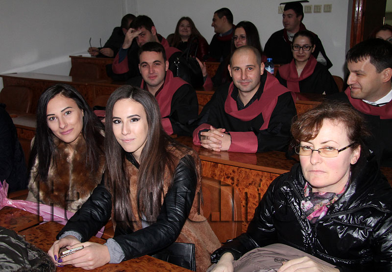 Дипломиране