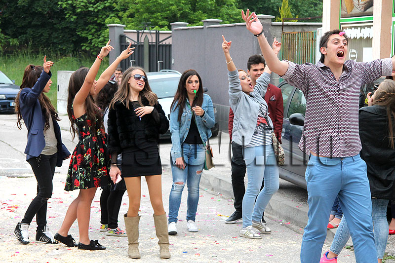 Абитуриенти